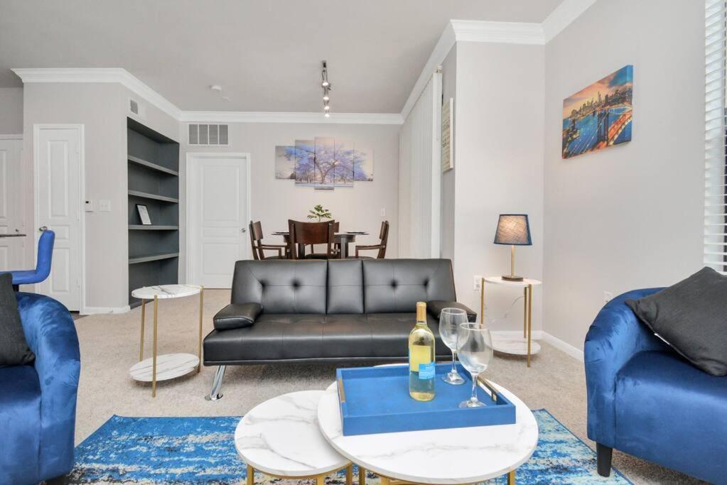 The Royal Suite Houston Exteriör bild